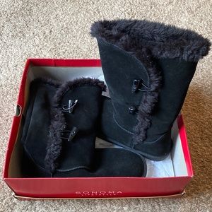 Black Fur Boots